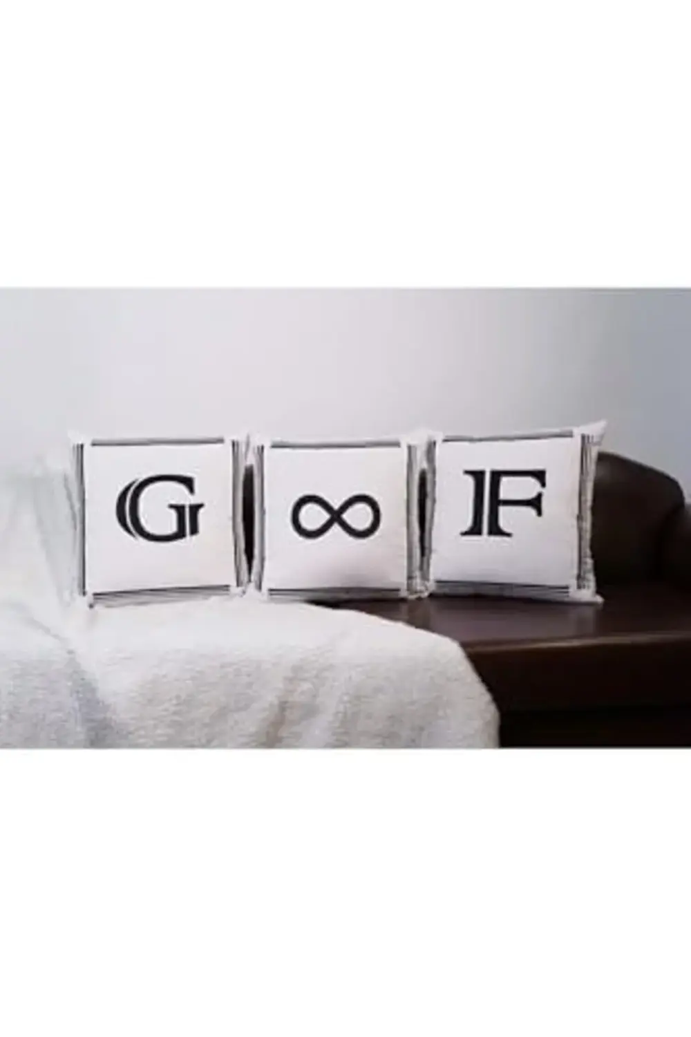 snShop Harfli Kırlent Kılıfı Kadife 43X43 Cm Çift Taraflı R Harfi