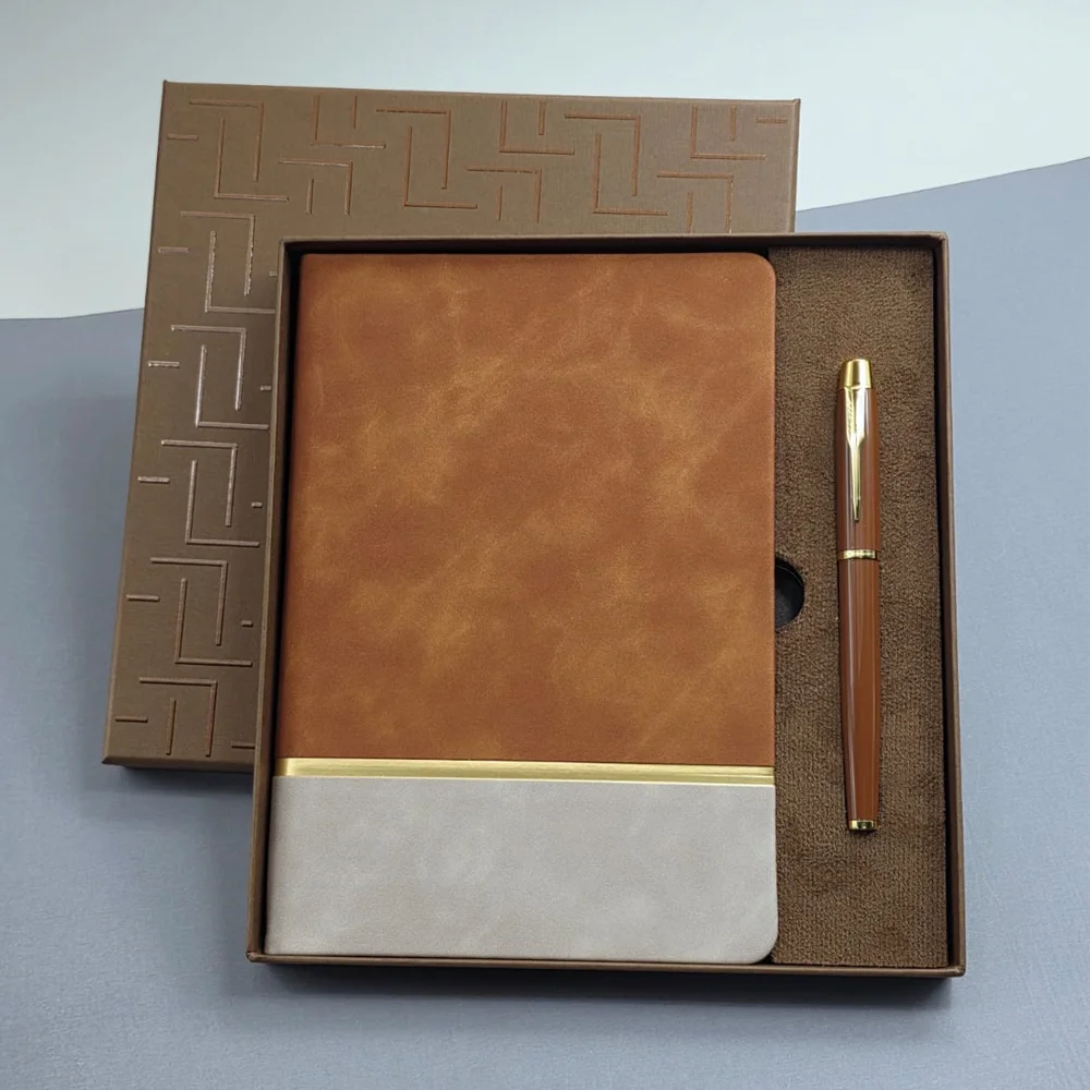 Soft Deri Defter Ve Roller Kalem Seti Soft Deri Defter Ve Roller Kalem Seti