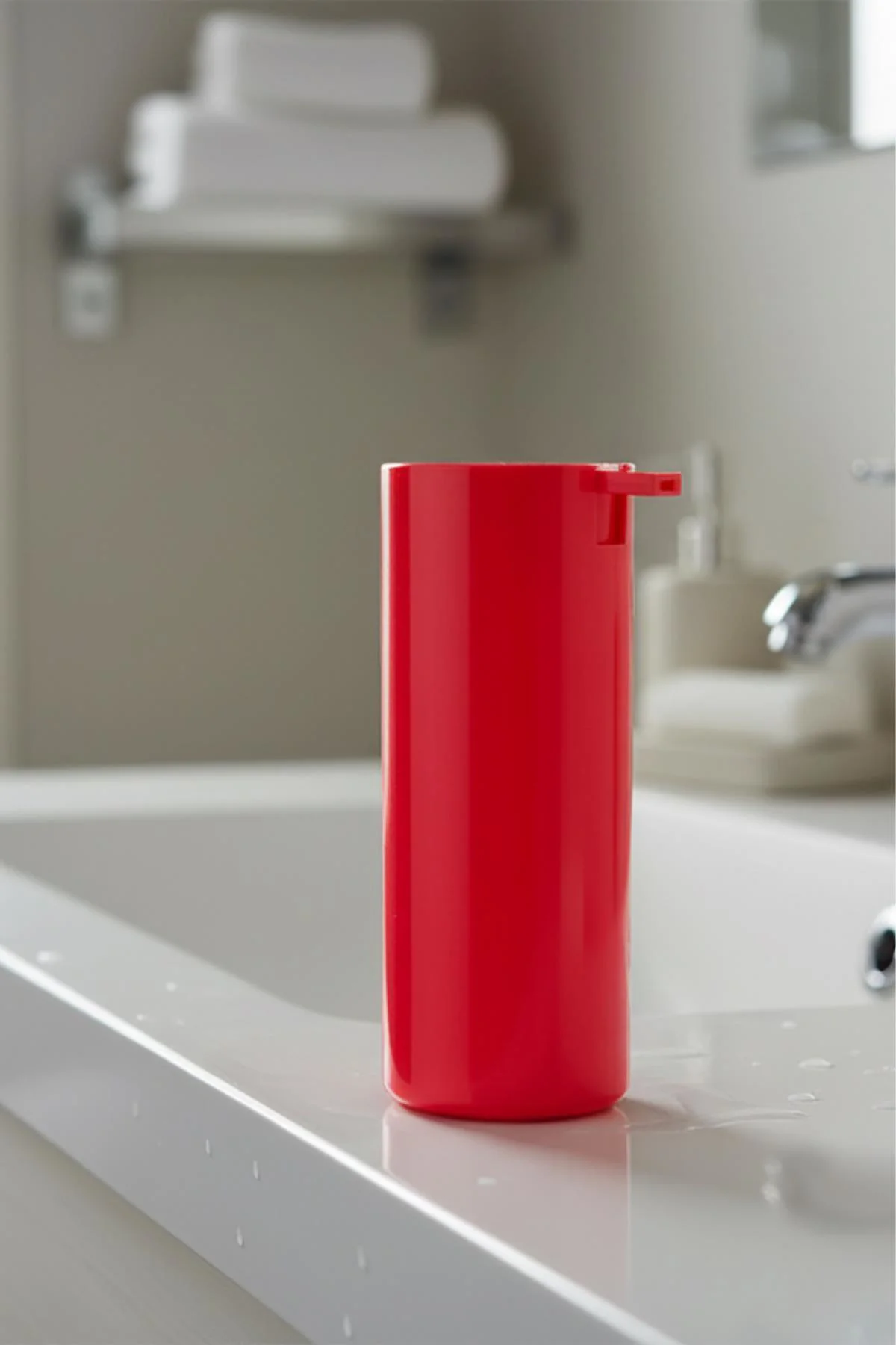 Soft Pembe Şeffaf Akrilik Sıvı Sabunluk 250 ml Soft Pembe Şeffaf Akrilik Sıvı Sabunluk 250 ml