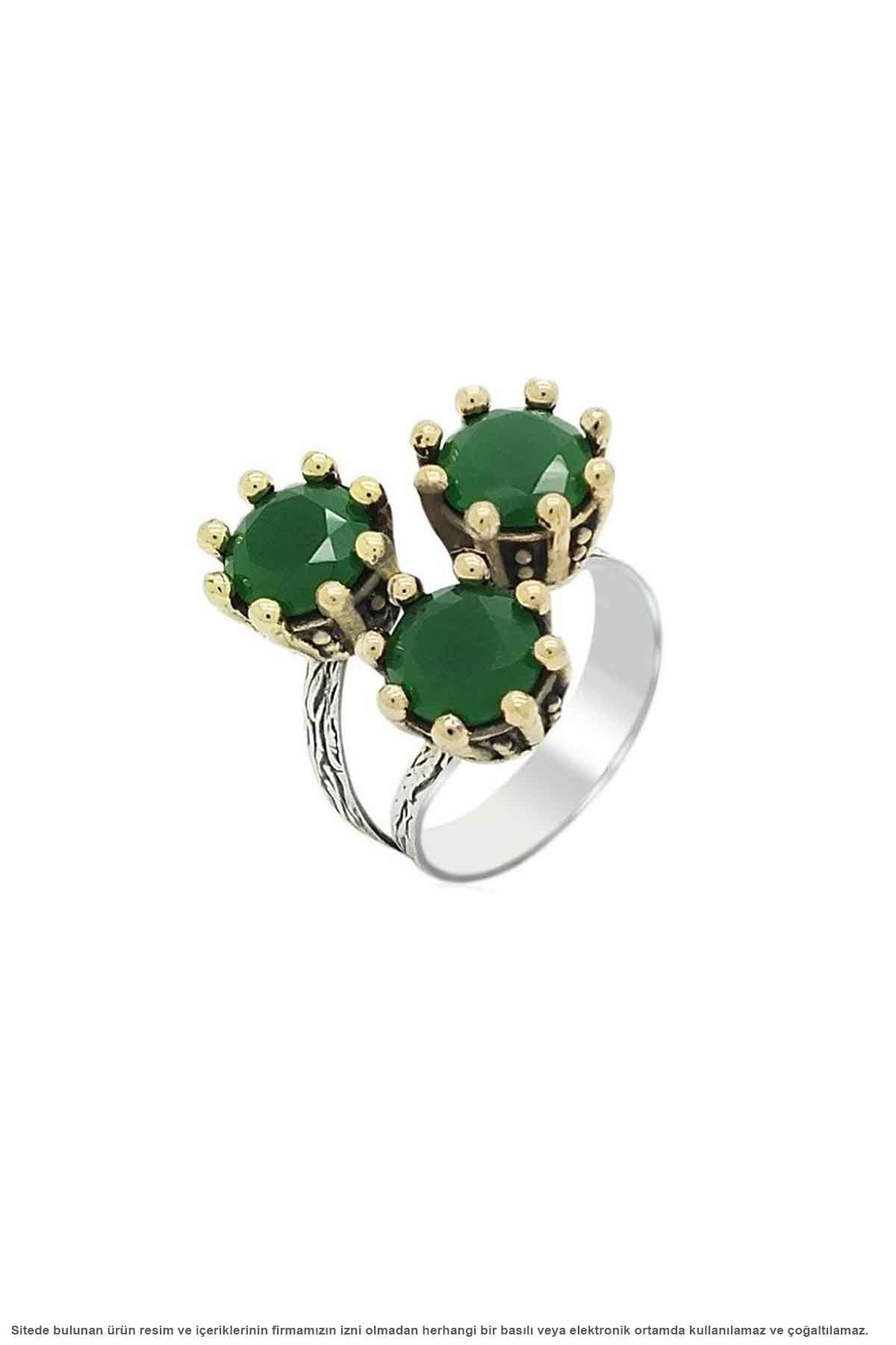 Beyisa Söğütlü Serisi Gümüş Bayan Yüzük Kök Zümrüt Taşlı 3 Taş