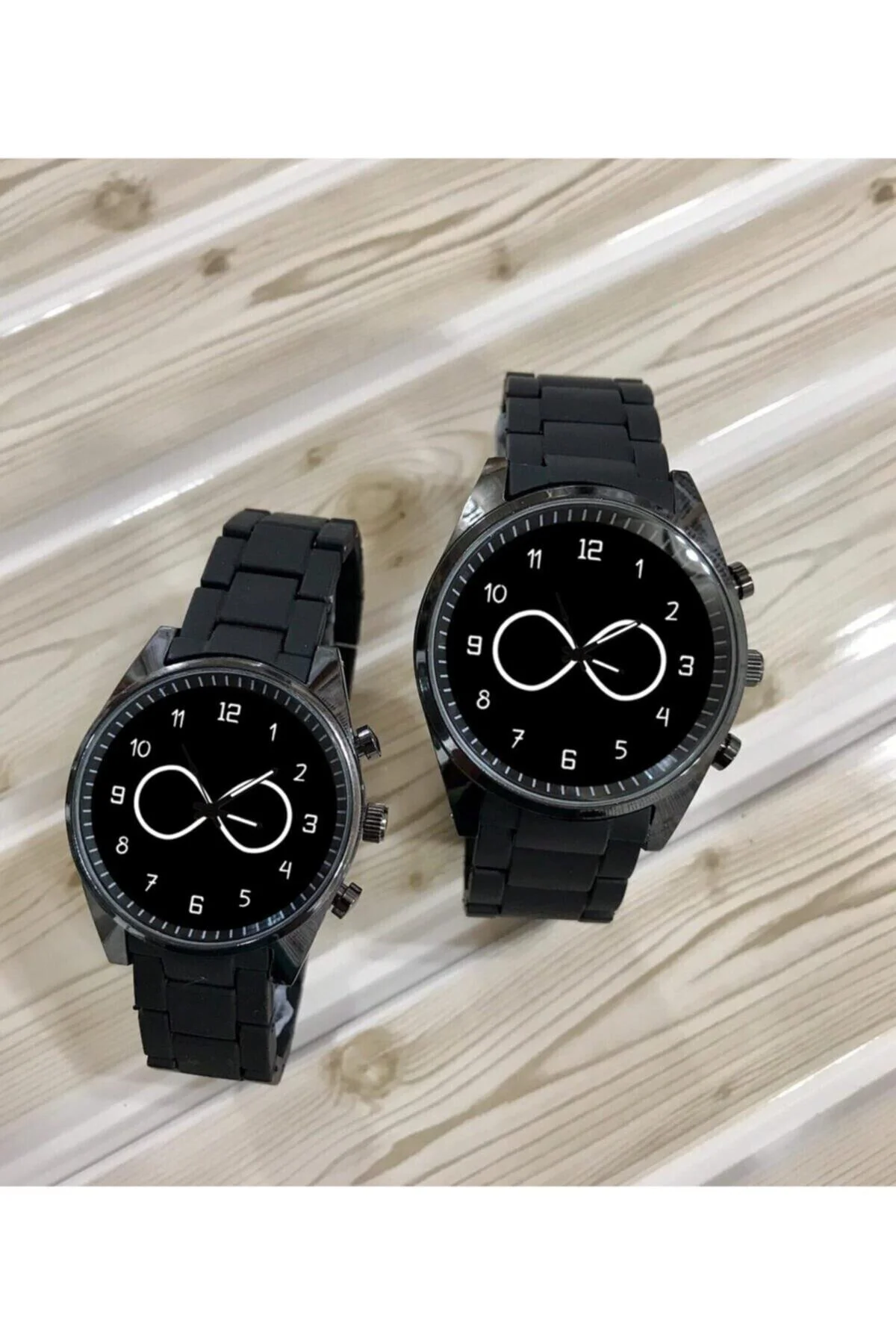 Sonsuzluk Çift Kol Saati