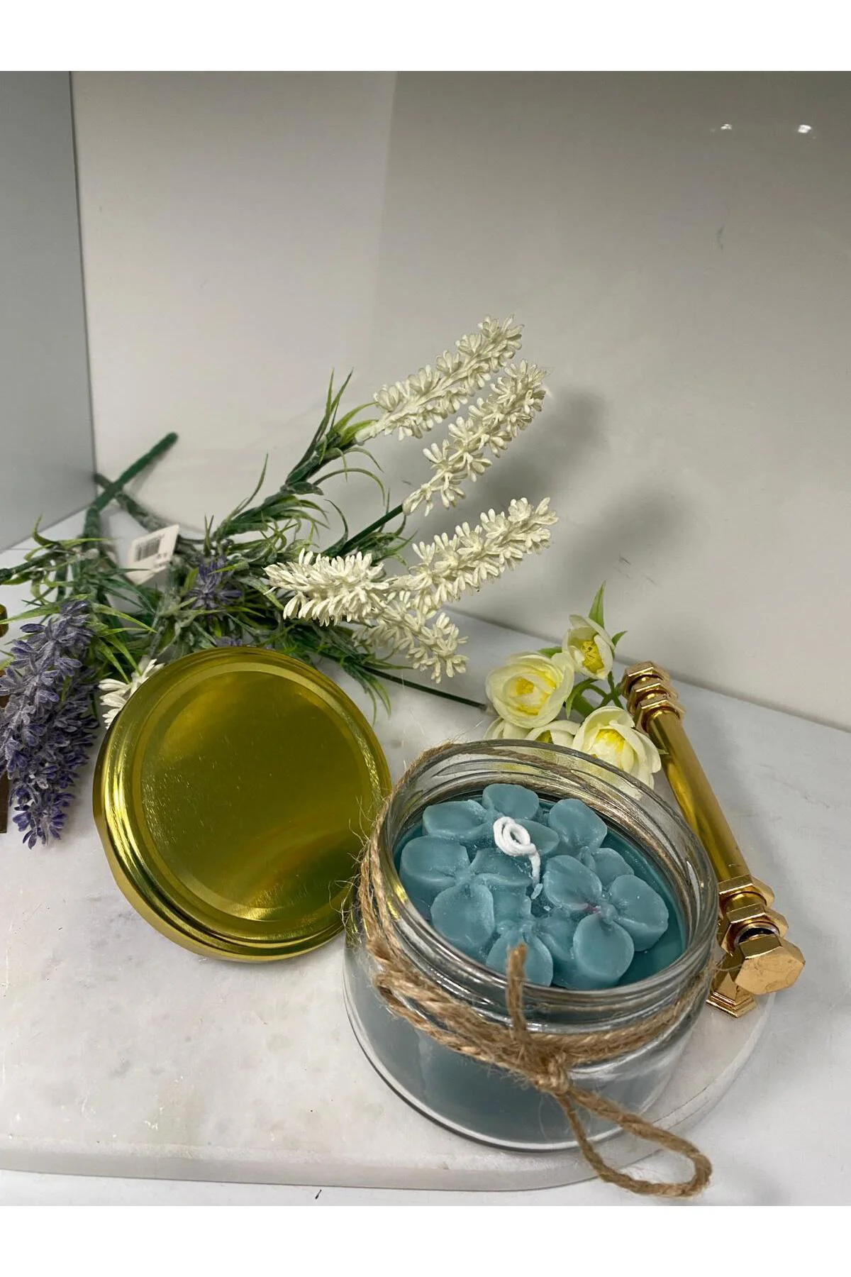 Soya Wax Dekoratif Kapaklı Kavanozda Mum Çiçekli(Kokulu)