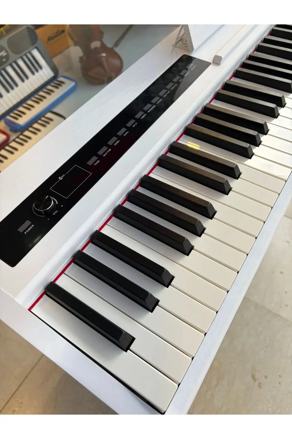 SP-022WH Beyaz Dijital Piyano ( Tabure & Kulaklık Hediyeli )