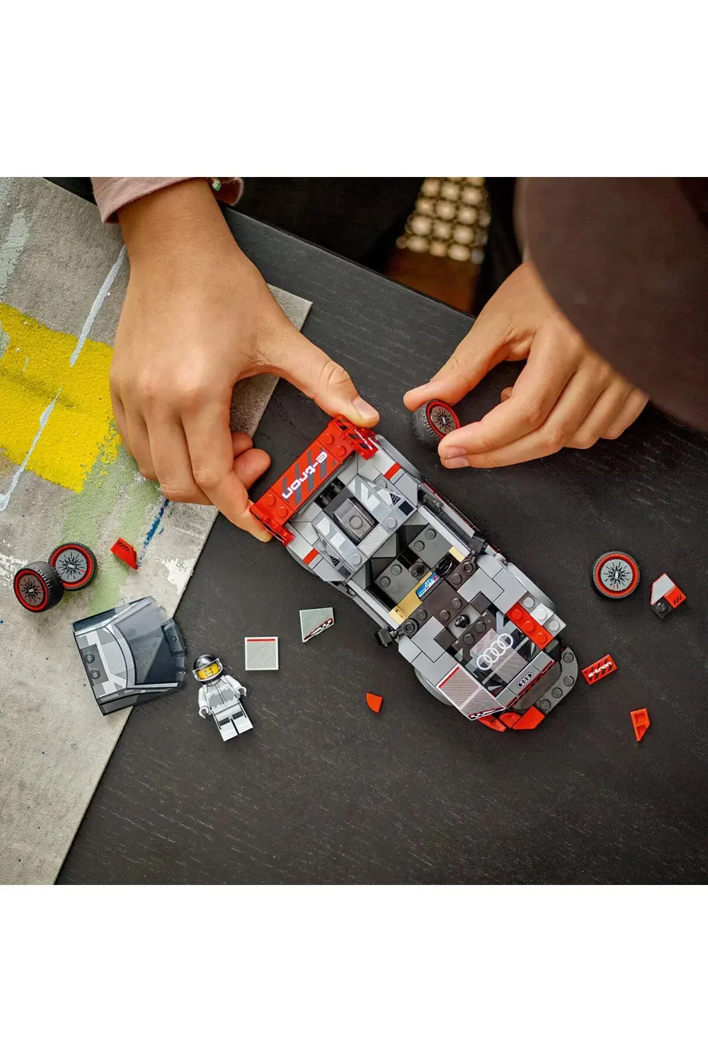 ® Speed Champions Audi S1 e-tron quattro Yarış Arabası 76921 - 9+