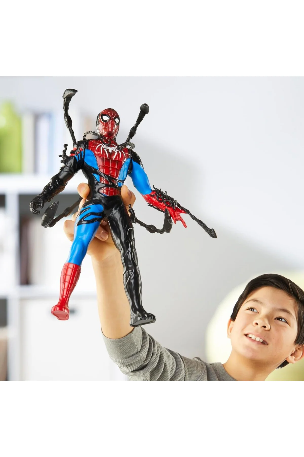 Spider-Man VenomVersus Spider-Man Liquid Shifter Aksesuarlı Aksiyon Figürü Spider-Man VenomVersus Spider-Man Liquid Shifter Aksesuarlı Aksiyon Figürü