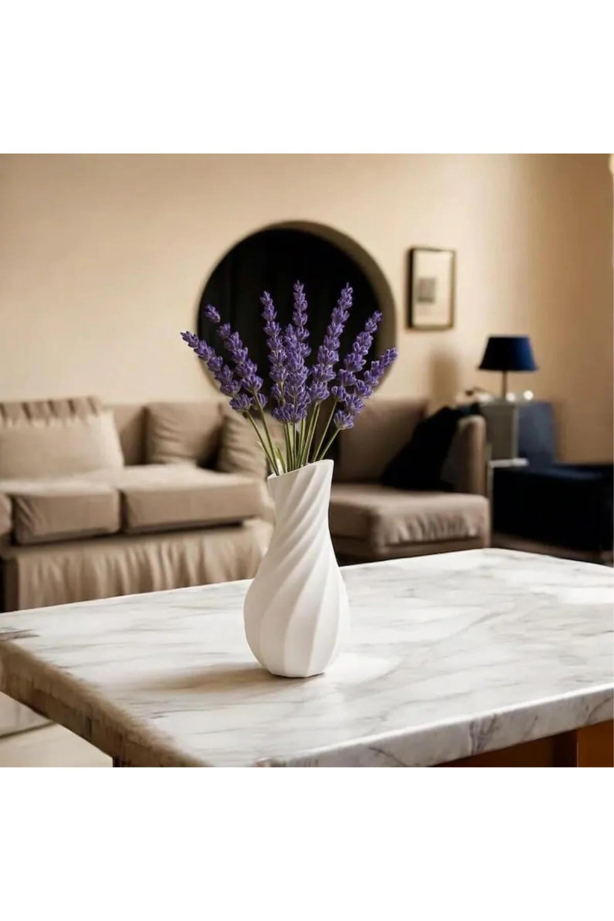 Spiral Hatlı Modern Dekoratif Vazo – Mat Beyaz Mini Masa/Sehpa Va