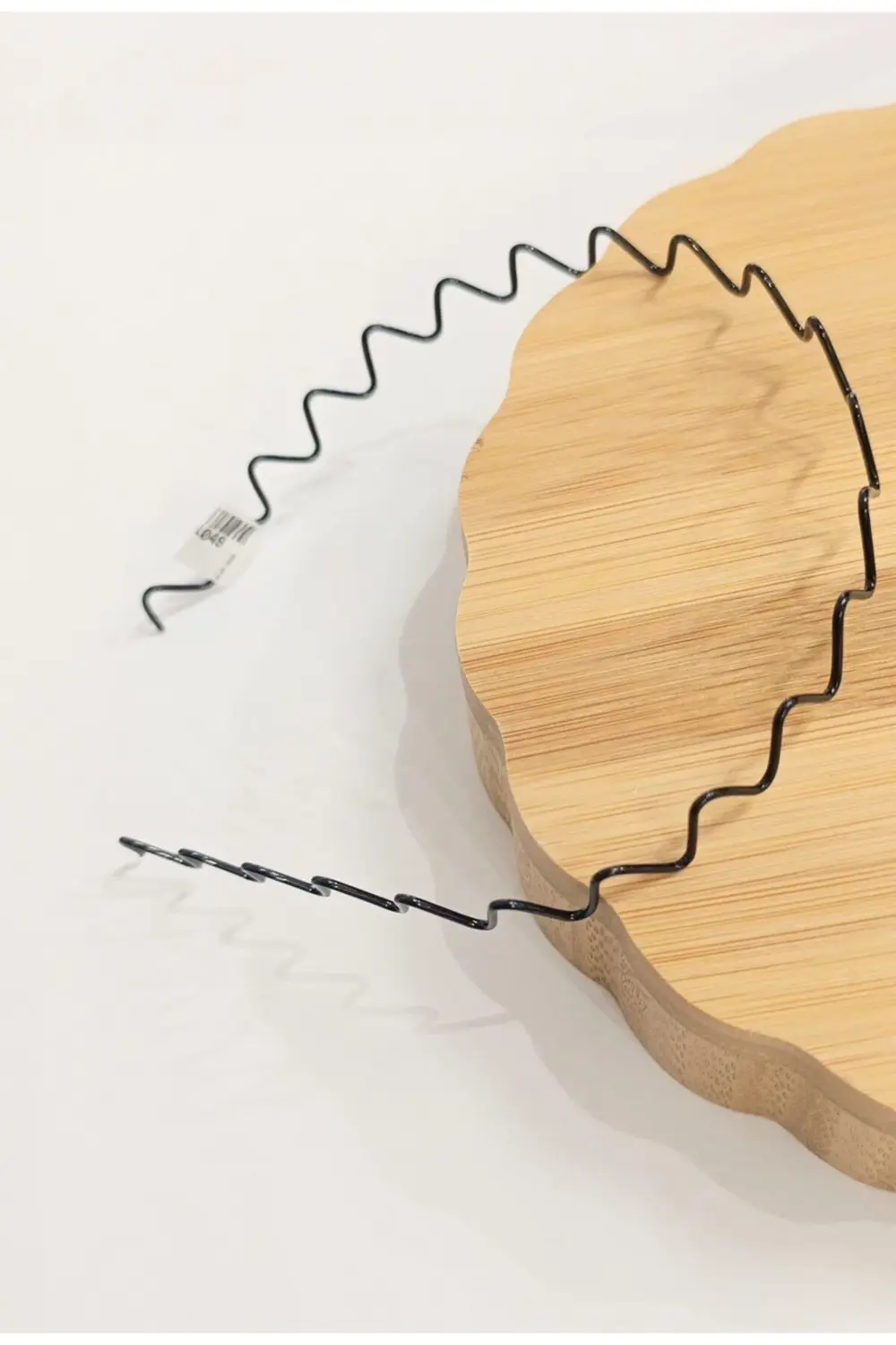 Sporcu Modern Zikzak Metal Taç