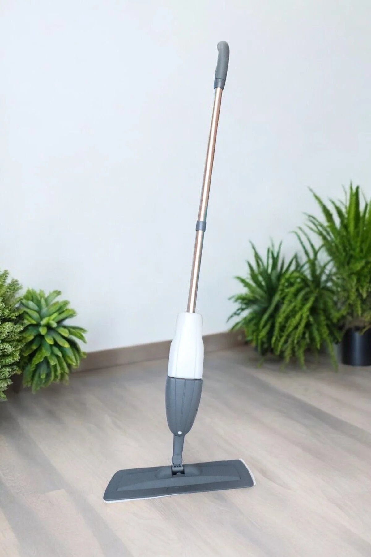 Sprey Mop Pratik Temizlik Paspası Kolayca Temizleyin: Spreyli Mop Paspas