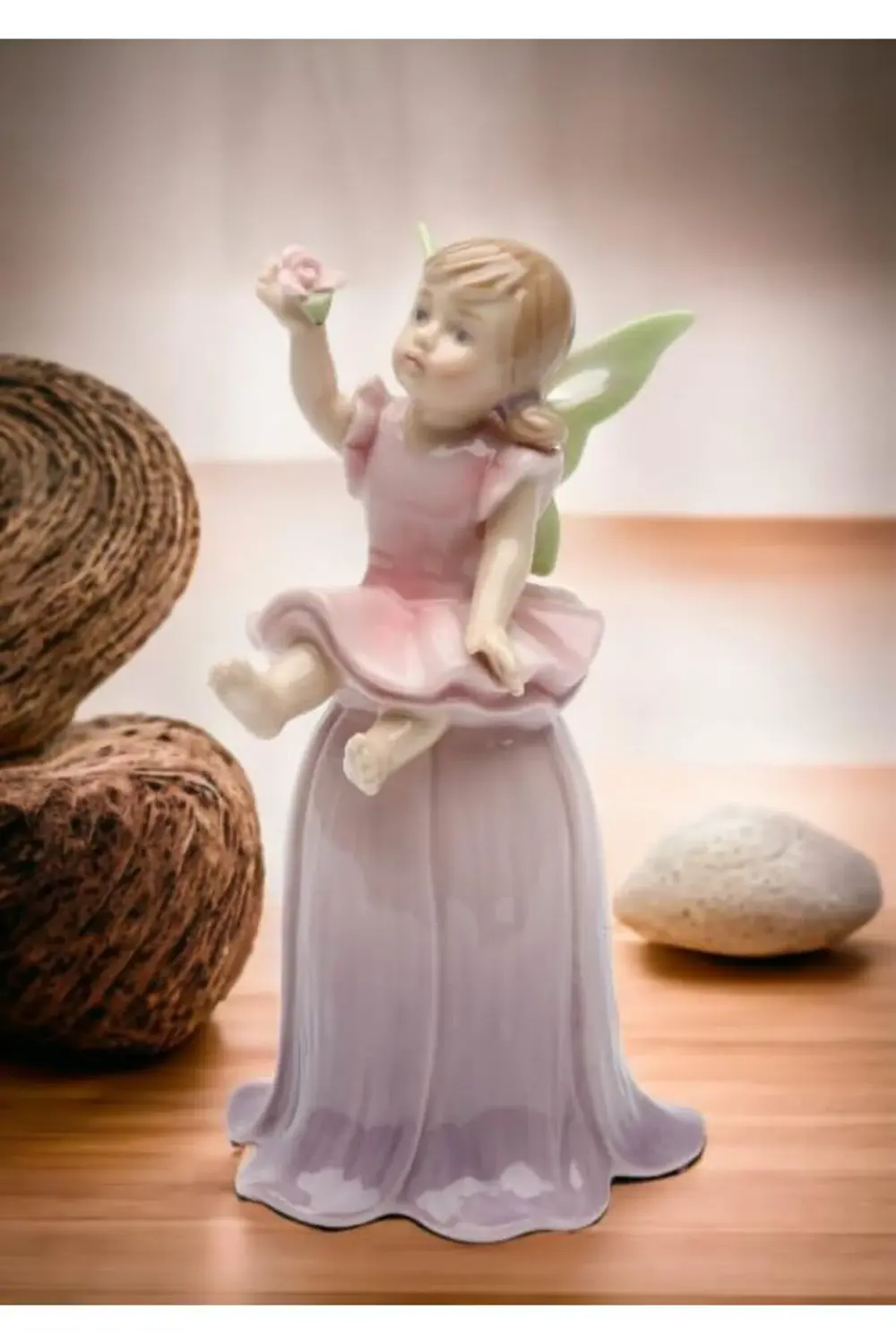SS-CG-20820 11,4 cm Painted Little Fairy Kız oturur pozisyonda li