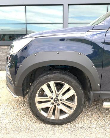 Ssangyong Musso Uyumlu Çamurluk Kaplama Cıvatalı Dodik Seti 2018 Ssangyong Musso Uyumlu Çamurluk Kaplama Cıvatalı Dodik Seti 2018
