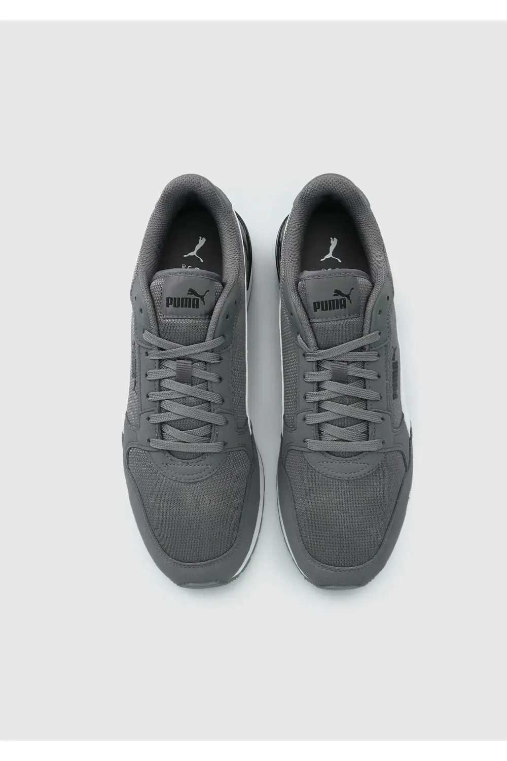 ST Runner v4 Mesh Sneaker