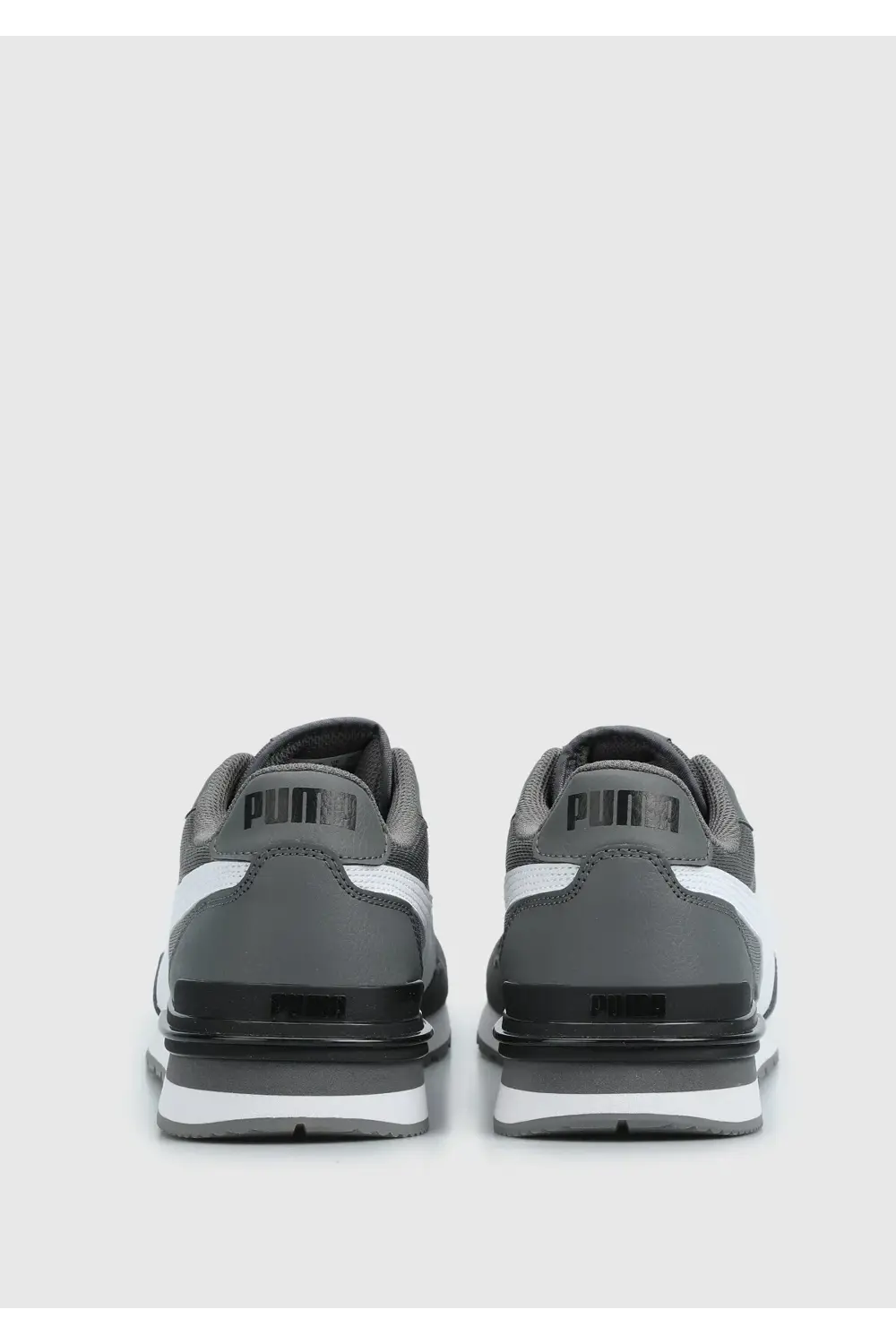 ST Runner v4 Mesh Sneaker