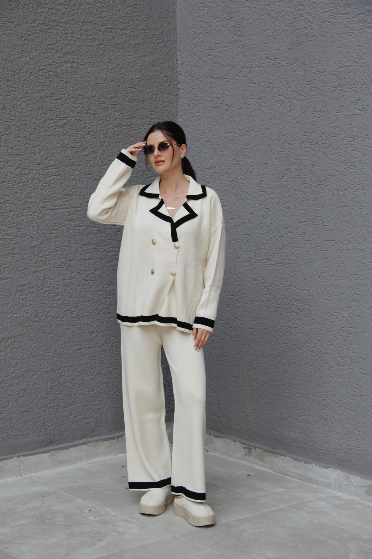 Trustmarket Standart Beden(Oversize) Gold Dört Düğmeli Kruvaze Hırka Pantolon