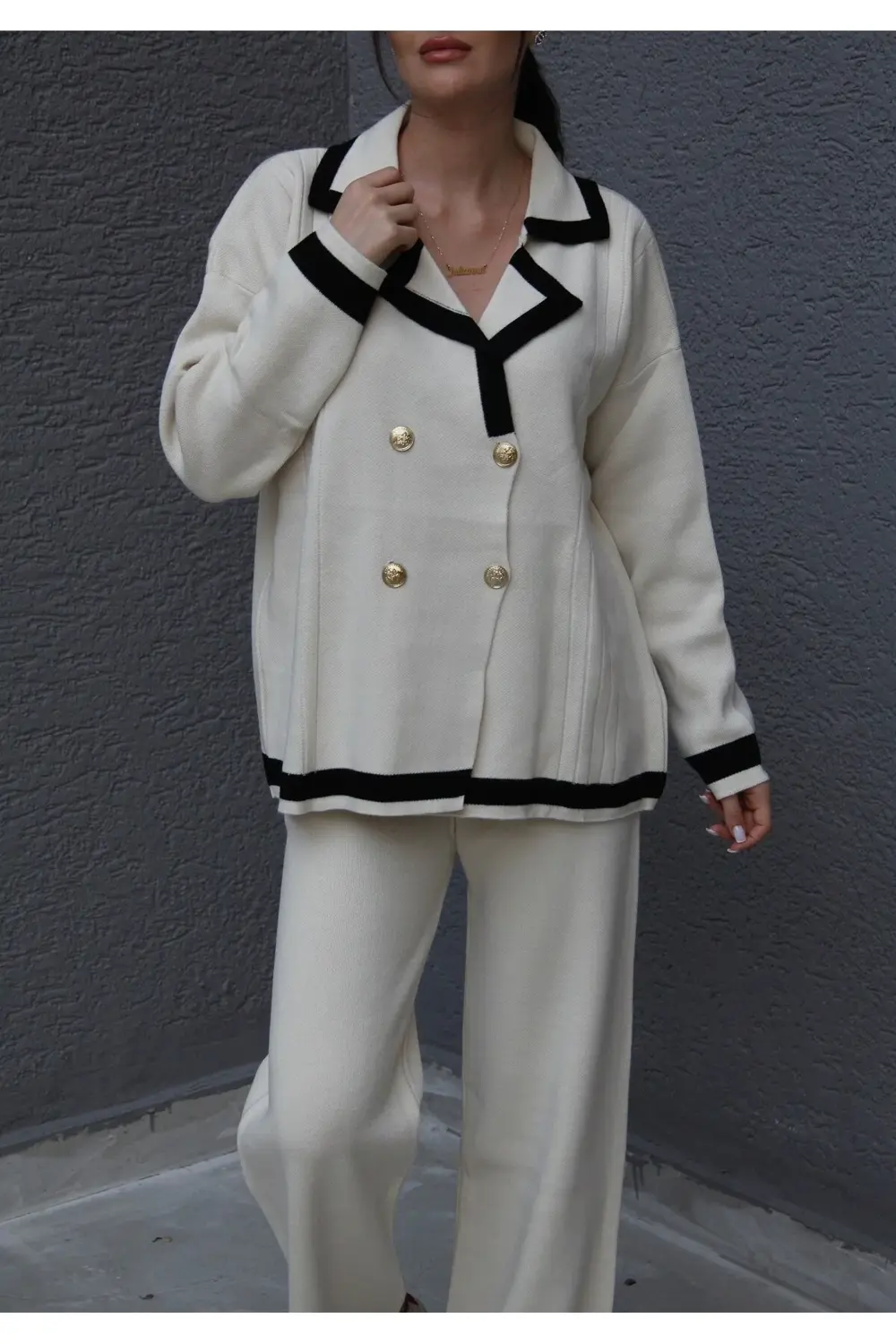 Standart Beden(Oversize) Gold Dört Düğmeli Kruvaze Hırka Pantolon