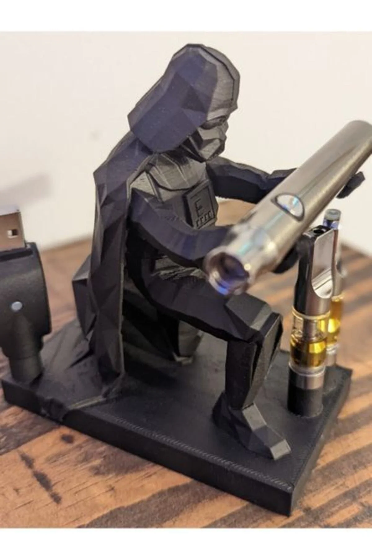 Star Wars Darth Vader Kalem Tutucu