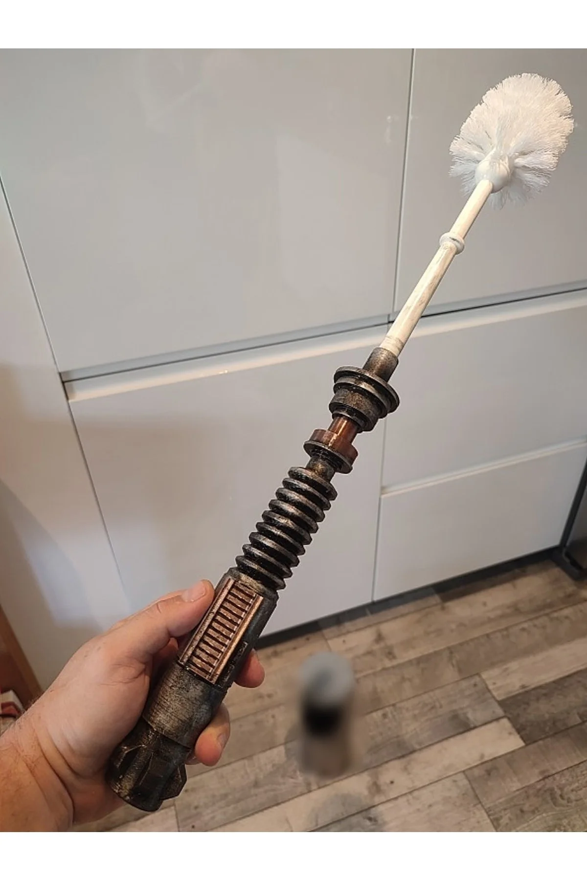 Star Wars Luke Skywalker'in Işın Kılıcı Şeklinde Tuvalet Fırçası Takımı Krom