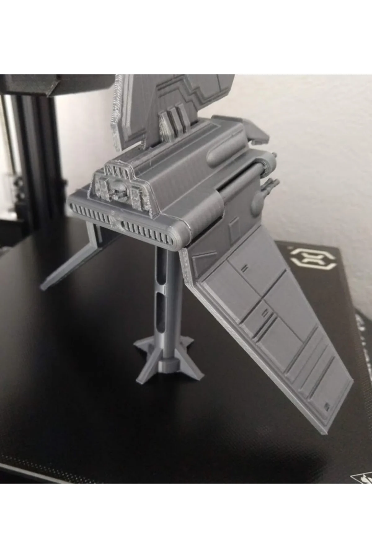Star Wars Mars Bars Scuttle Savaş Gemisi 23 Cm