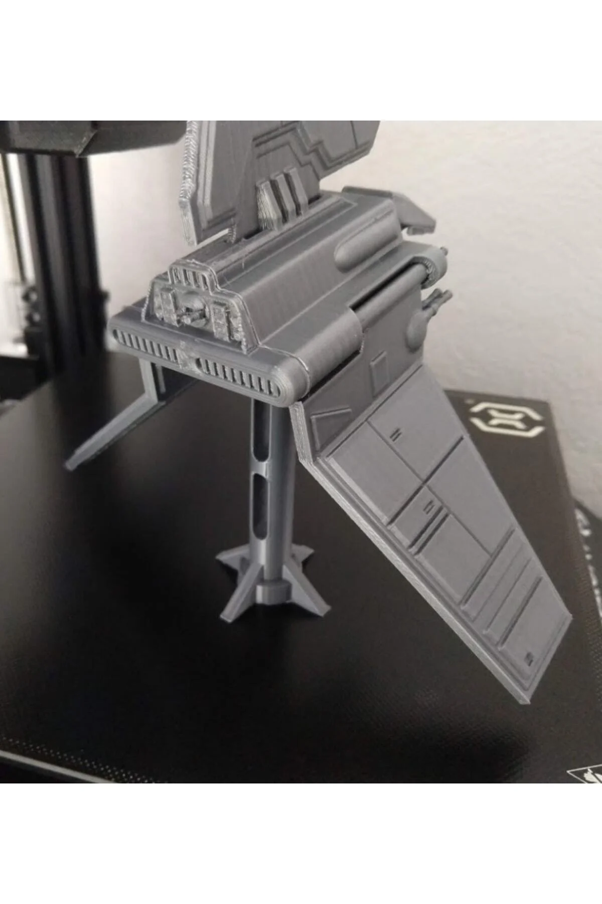Star Wars Mars Bars Scuttle Savaş Gemisi 23 Cm