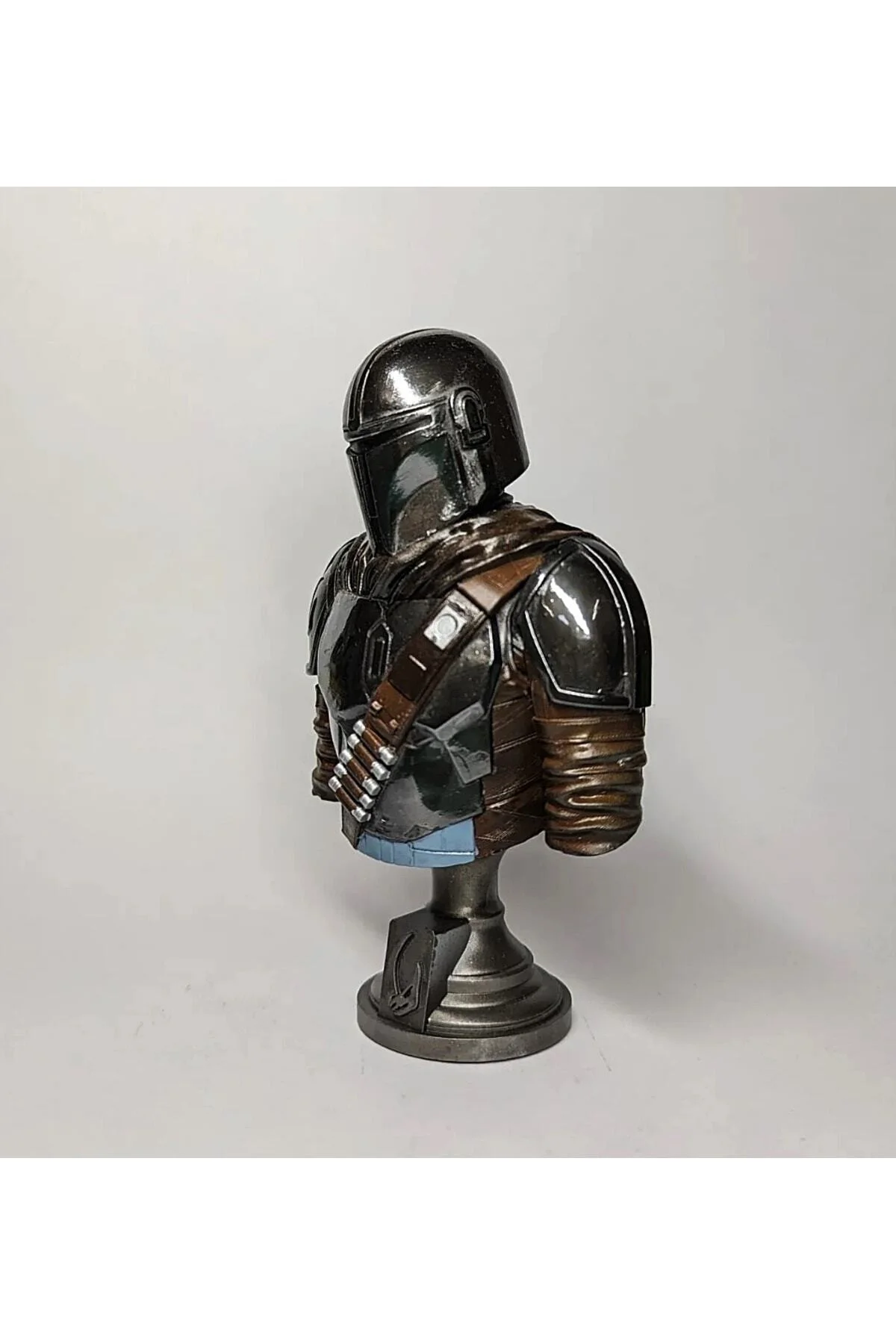 Star Wars The Mandalorian Boyalı Büst Figür 15 Cm