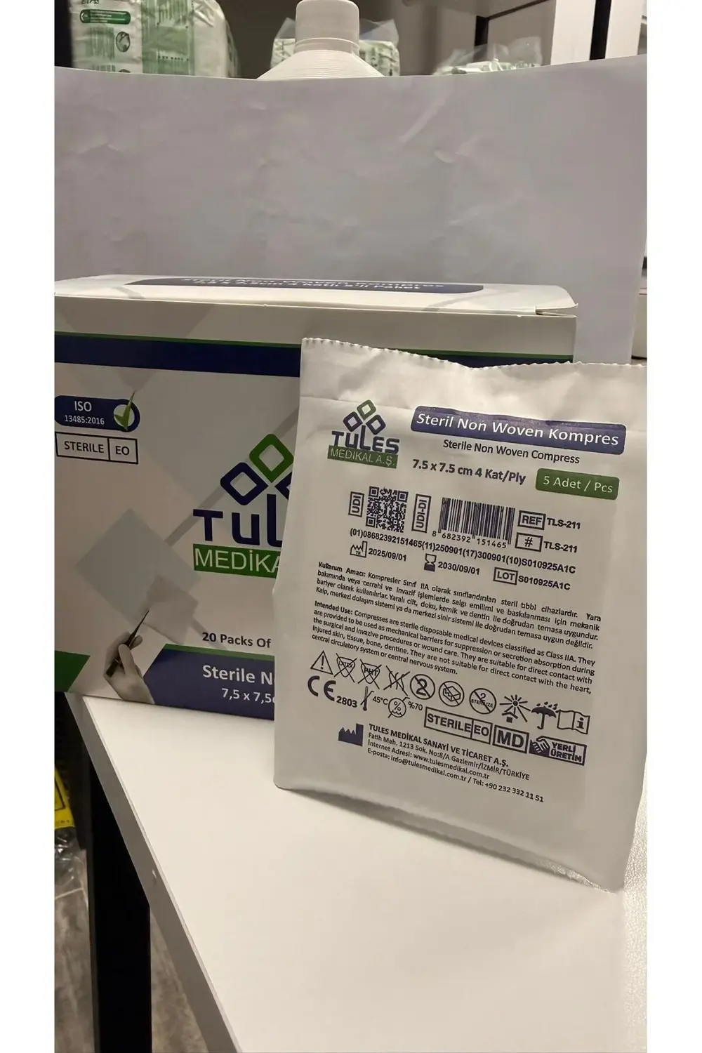 STERİL GAZLI KOMPRES 7.5X7.5 CM 100'LÜ