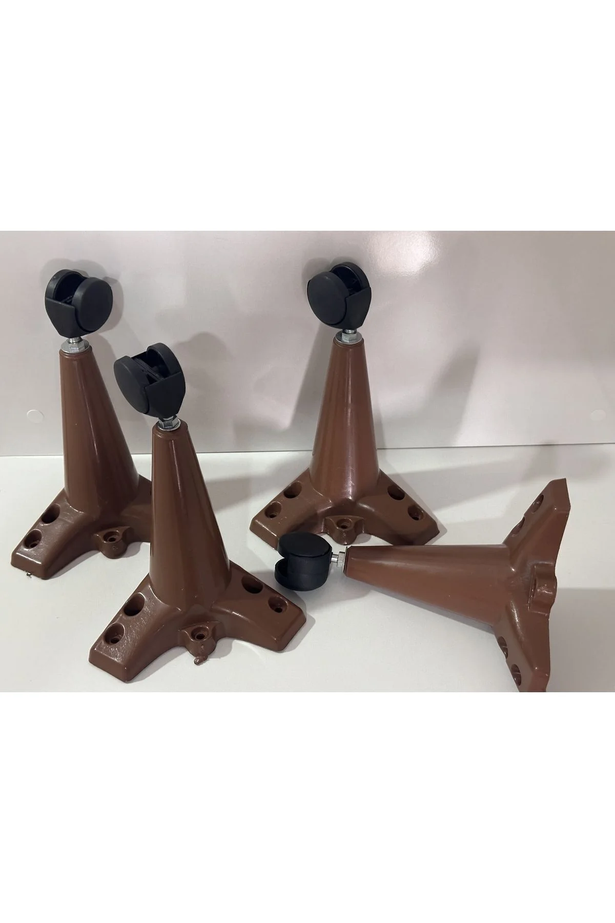 store Tekerlekli Sehpa Ayağı 20cm 360 Derece 4 Adet store Tekerlekli Sehpa Ayağı 20cm 360 Derece 4 Adet
