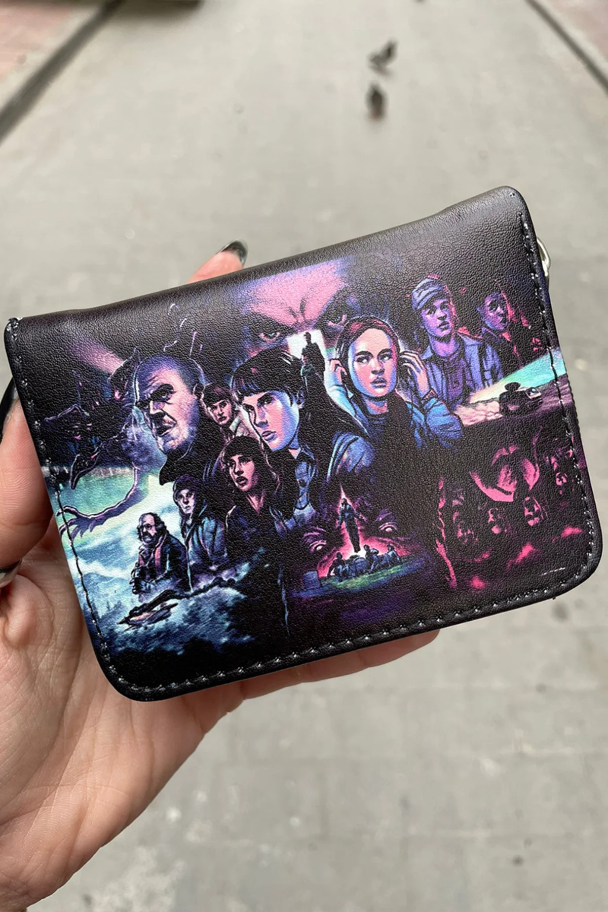 Stranger Things Vintage Art Kısa Cüzdan