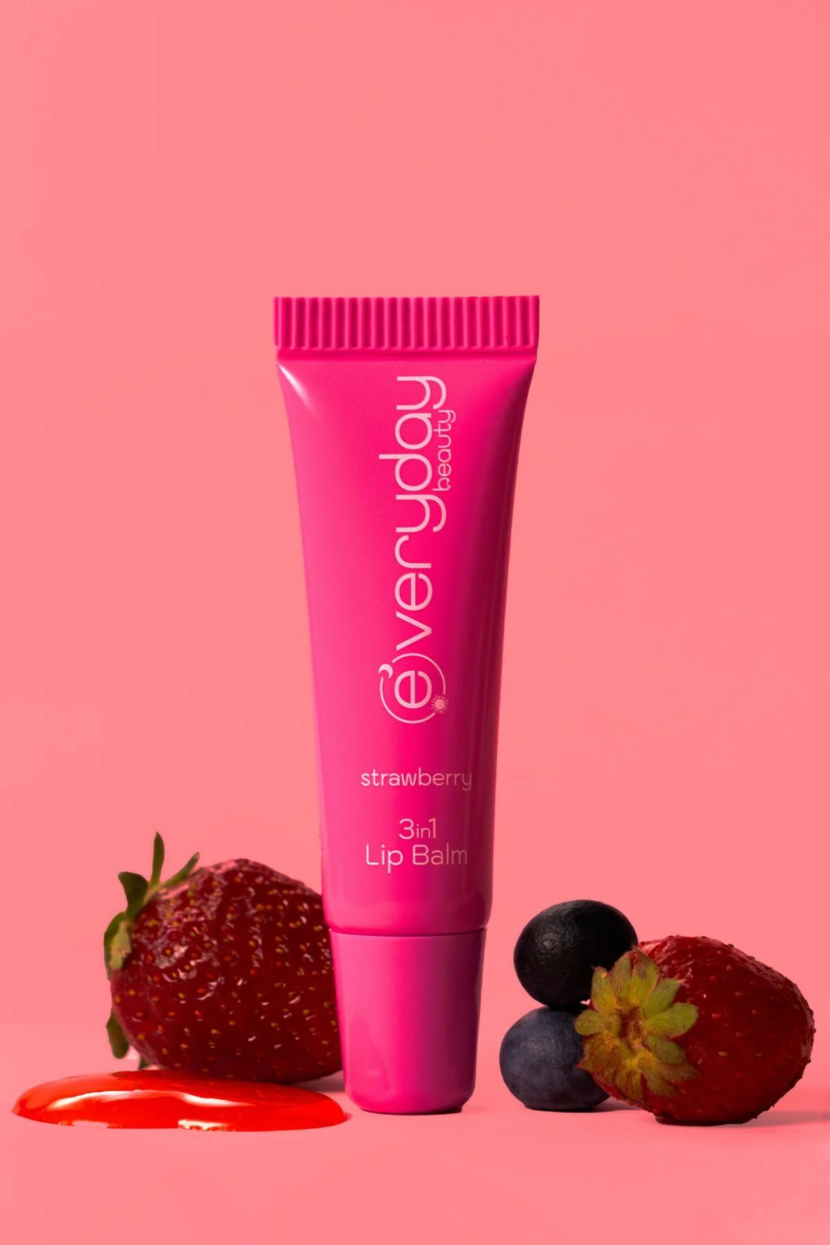 Strawberry 3 in 1 The Lip Balm*24 Strawberry 3 in 1 The Lip Balm*24