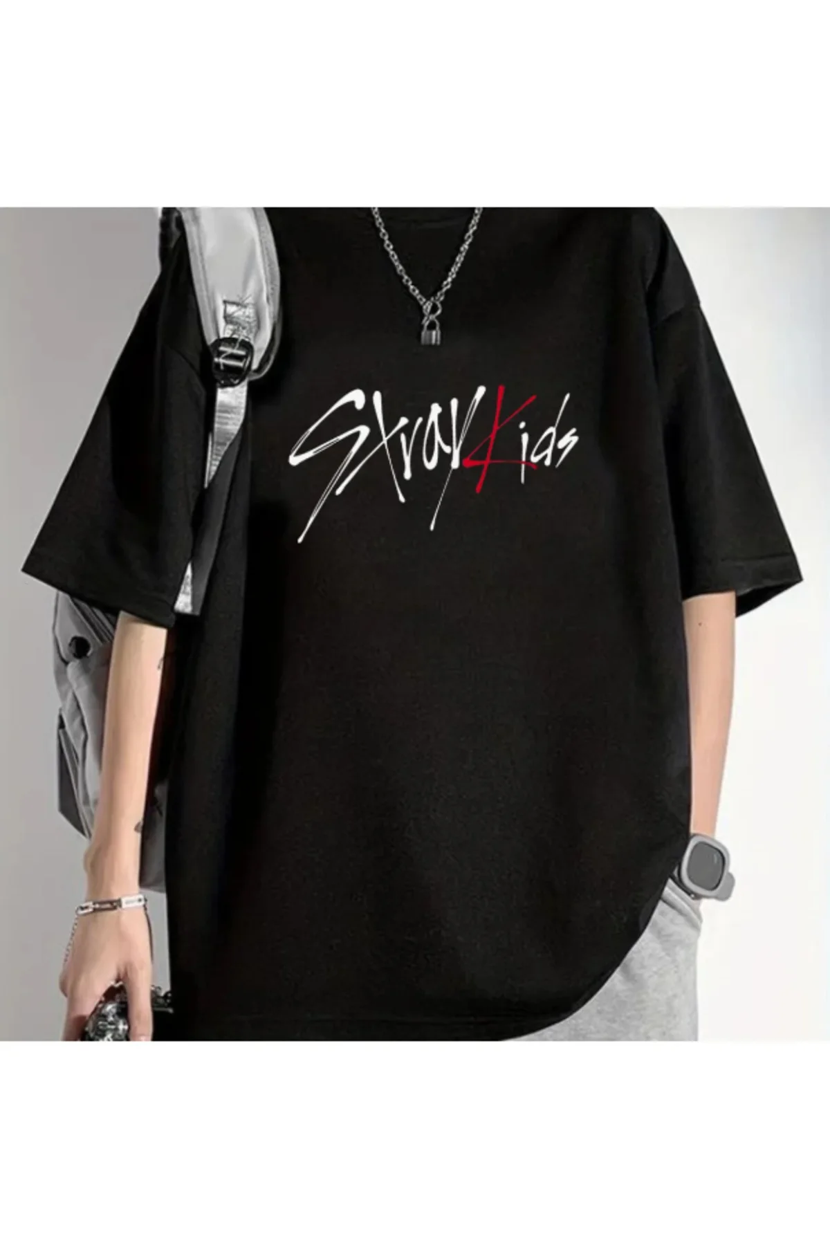 StrayKids Detail Baskılı Siyah T-shirt  HOAN