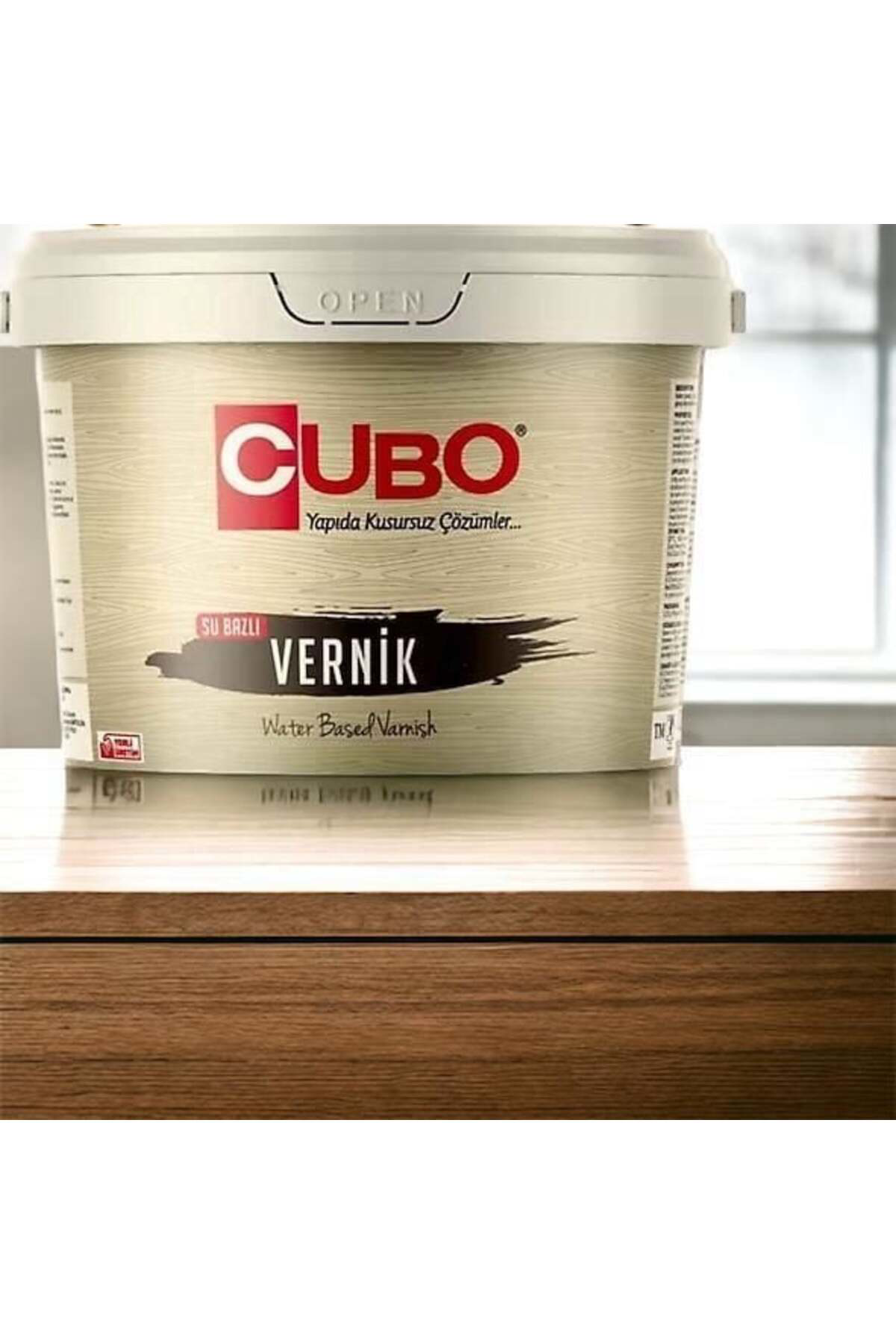 Cubo Su Bazli Parlak Vernik Şeffaf 0,75 Litre