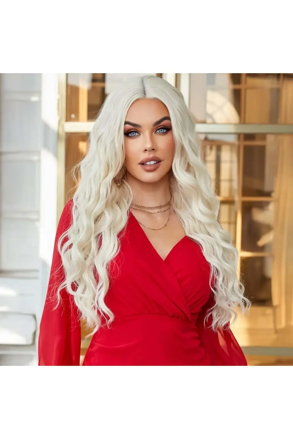 Su Dalgalı Uzun Beyaz Platin Tül Peruk