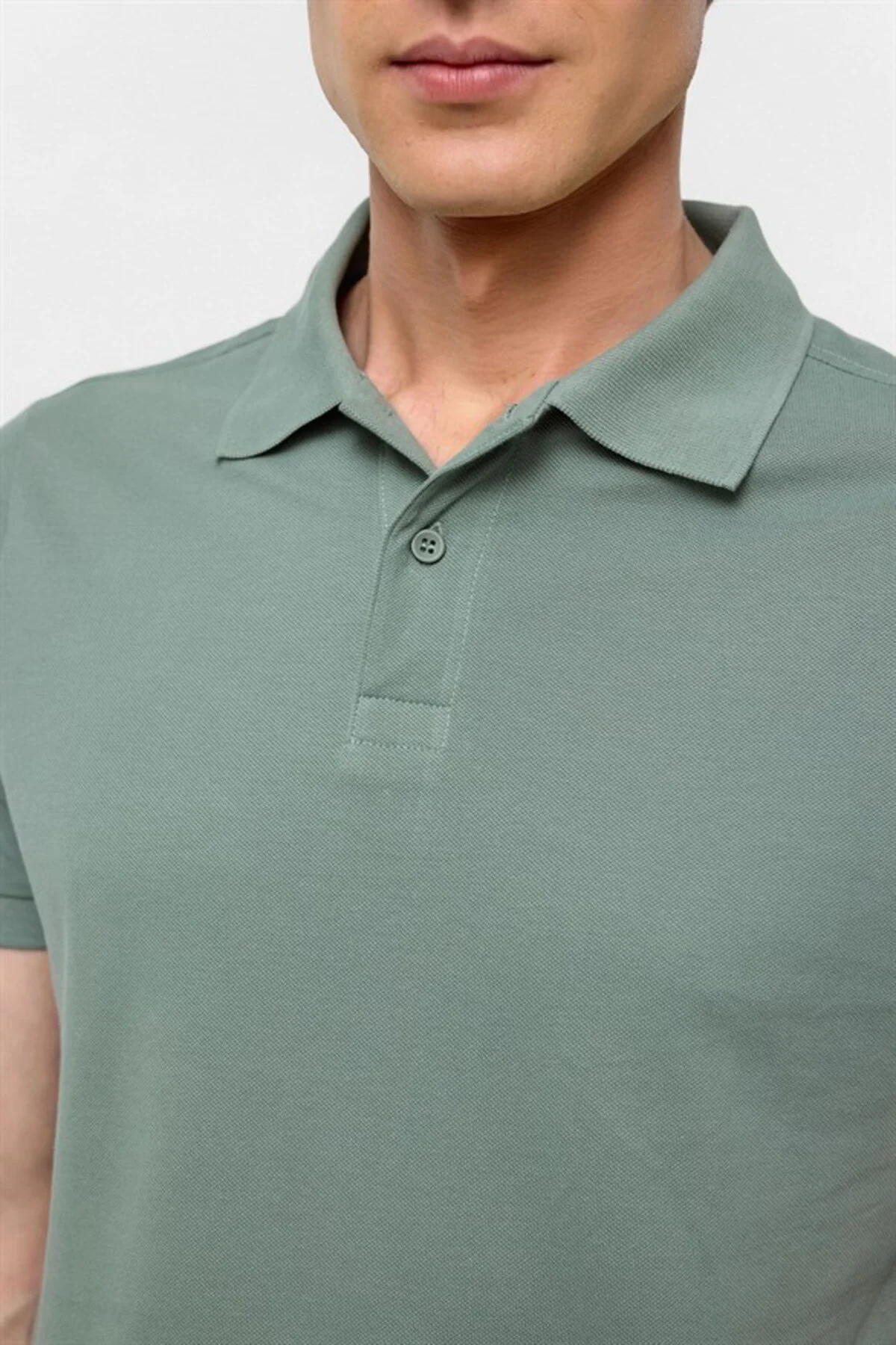 Su Yeşili Slim Düz Fermuarlı Polo Yaka Tişört Su Yeşili Slim Düz Fermuarlı Polo Yaka Tişört