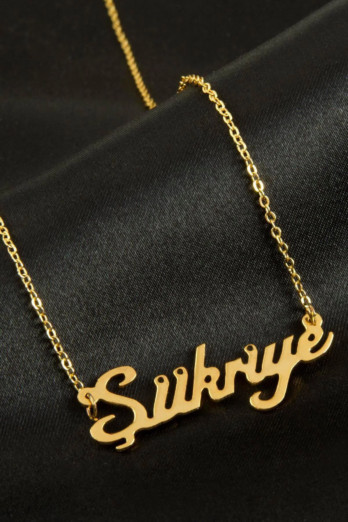 Şükriye Isimli Kolye (Kişiye Özel) Şükriye Isimli Kolye (Kişiye Özel)
