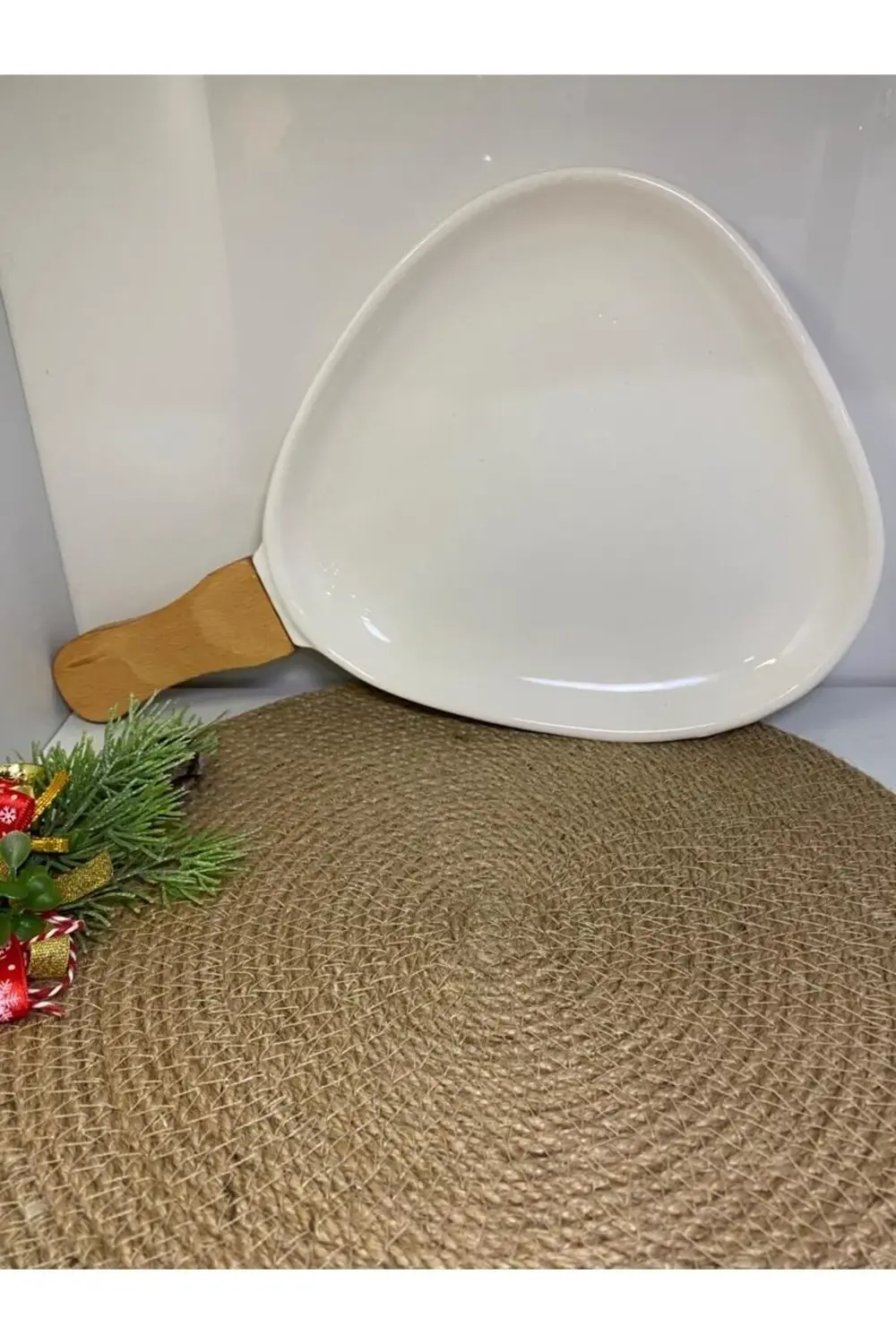 Sunum Tabağı Seramik Elips Ahşap Kulplu Ecr-