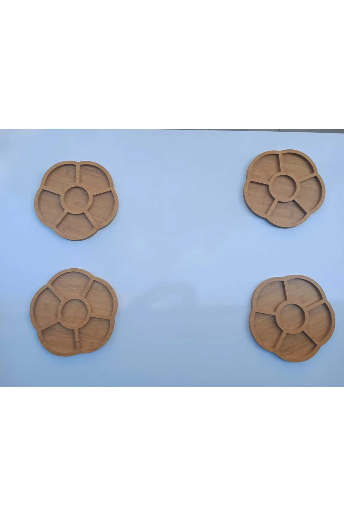 Sunum Tabak 12234 Papatya Model Ahşap Mdf Lam 5 Göz 4 Adet El Yapım Sunum Tabak 12234 Papatya Model Ahşap Mdf Lam 5 Göz 4 Adet El Yapım - Görsel 3