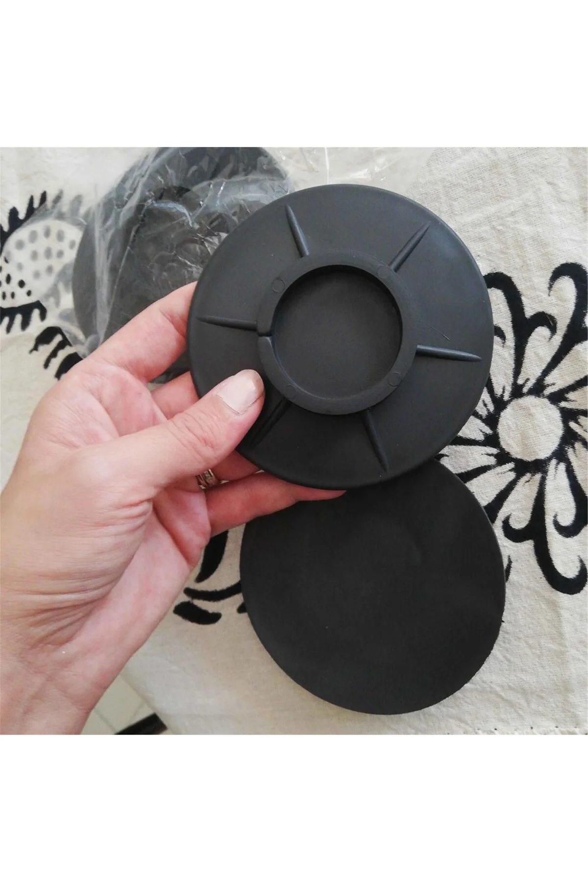 Sunup SN-28660 Çamaşır Makinesi Tabanlık Stoper Titreşim Engelleyici Kauçuk Ped Sunup SN-28660 Çamaşır Makinesi Tabanlık Stoper Titreşim Engelleyici Kauçuk Ped