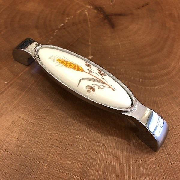 Süsen Porselen Kulp 128mm Krom Buğday Süsen Porselen Kulp 128mm Krom Buğday
