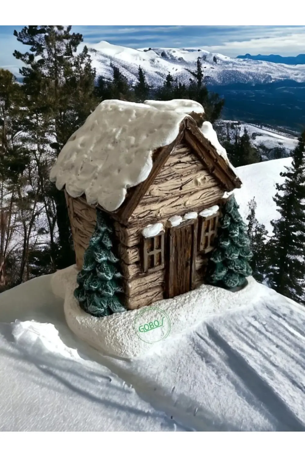 Sütlü Kahve Renkli Kar Efektli Ev Şeklindeki Yılbaşı Temalı El Bo