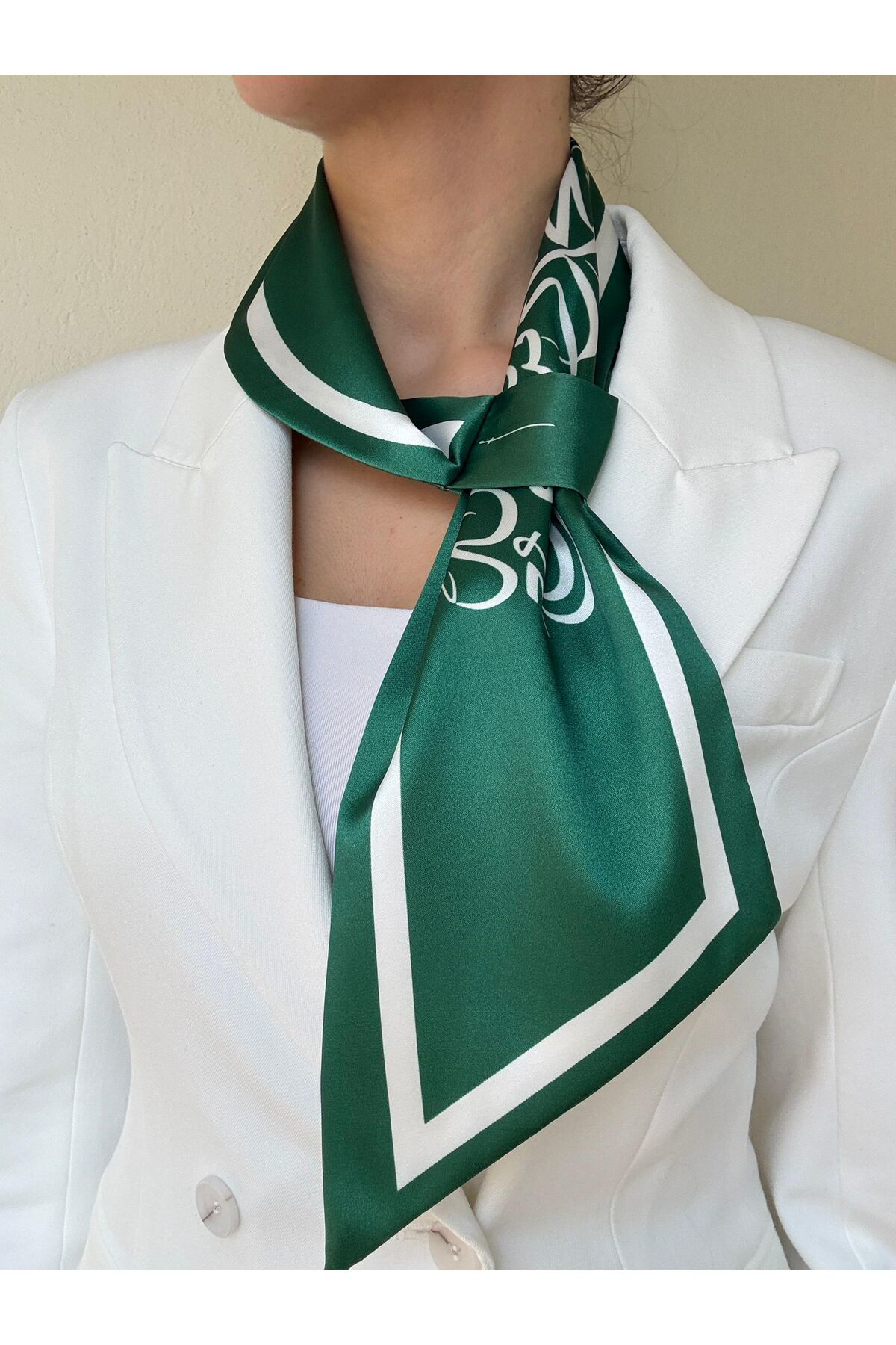 Suudi Arabistan Bayraklı Kravat Eşarp