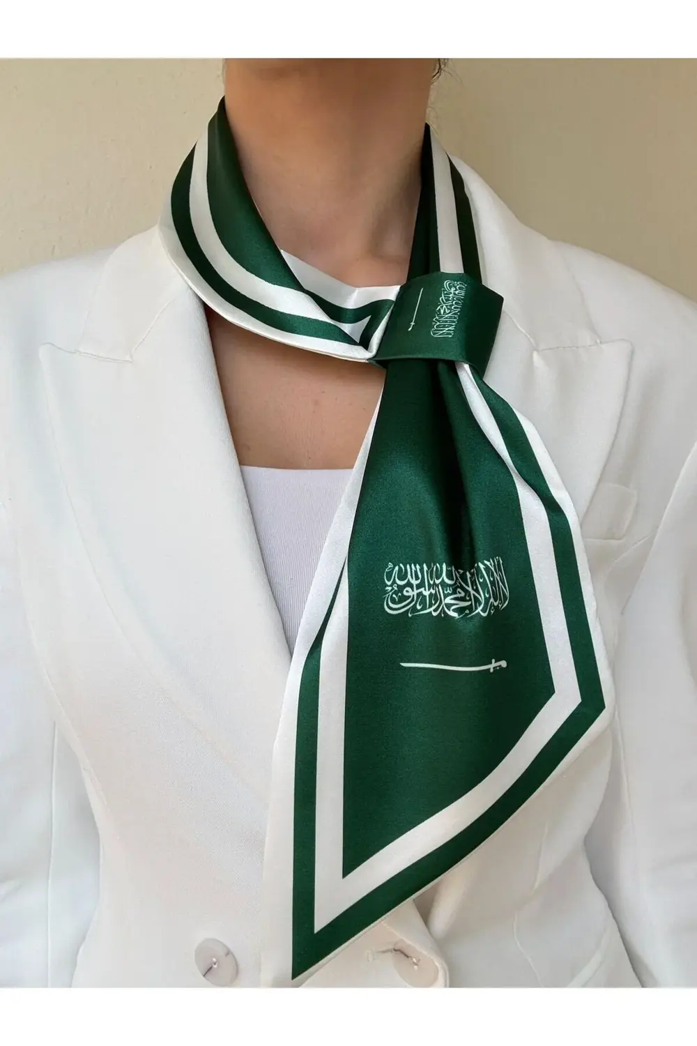 Suudi Arabistan Bayraklı Kravat Eşarp