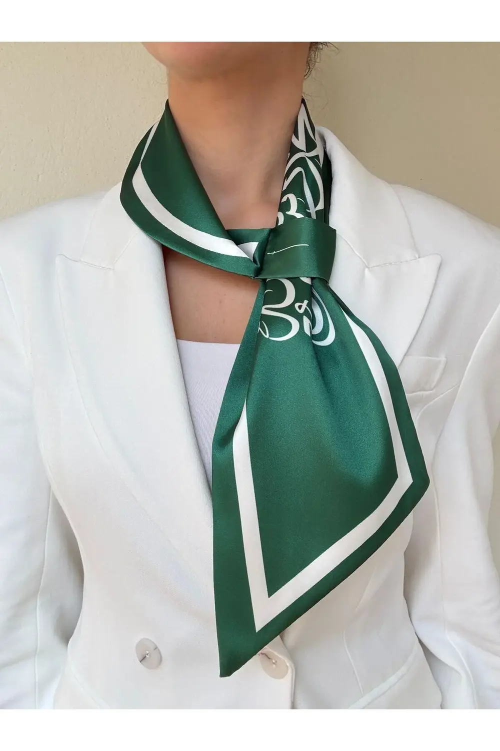Suudi Arabistan Bayraklı Kravat Eşarp
