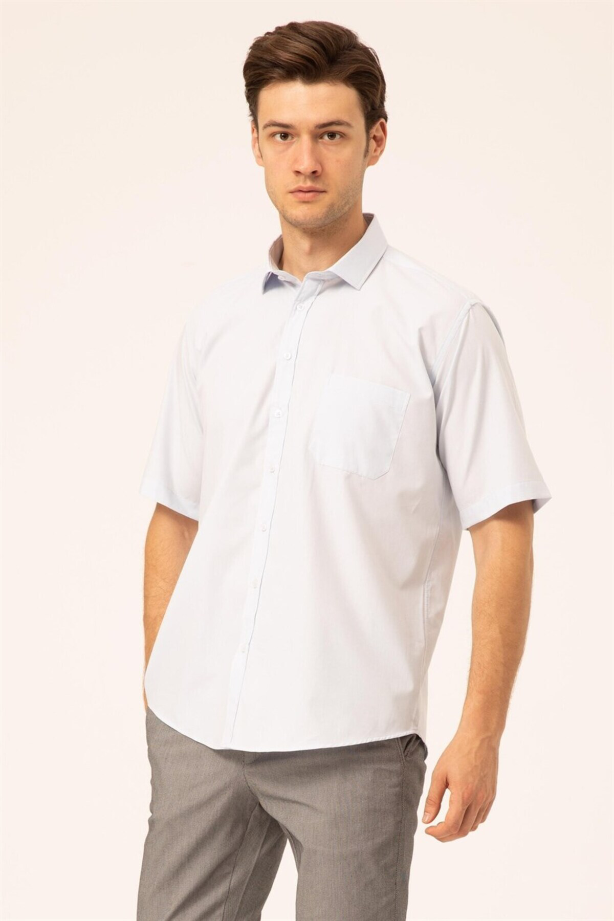 Süvari Süvari Bol Kesim Düz Mavi Cepli Kısa Kollu Gömlek