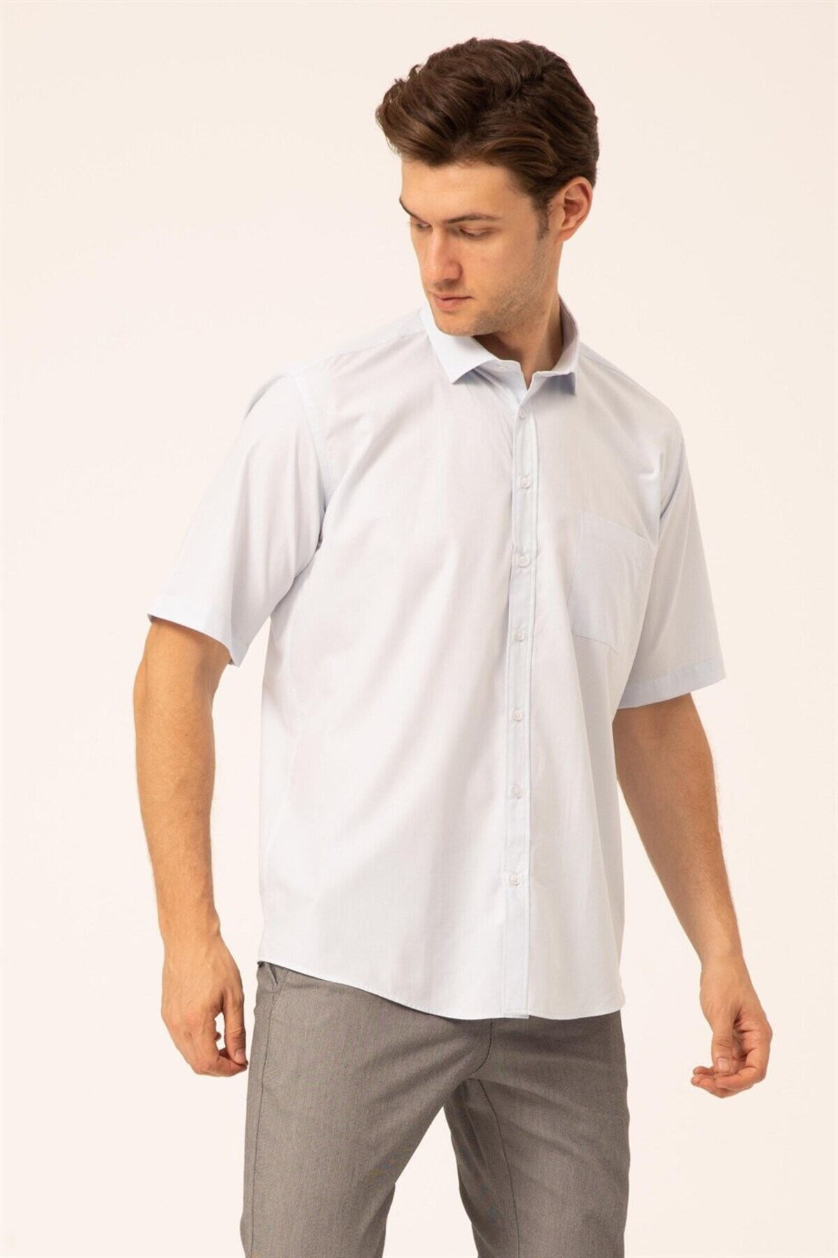 Süvari Süvari Bol Kesim Düz Mavi Cepli Kısa Kollu Gömlek