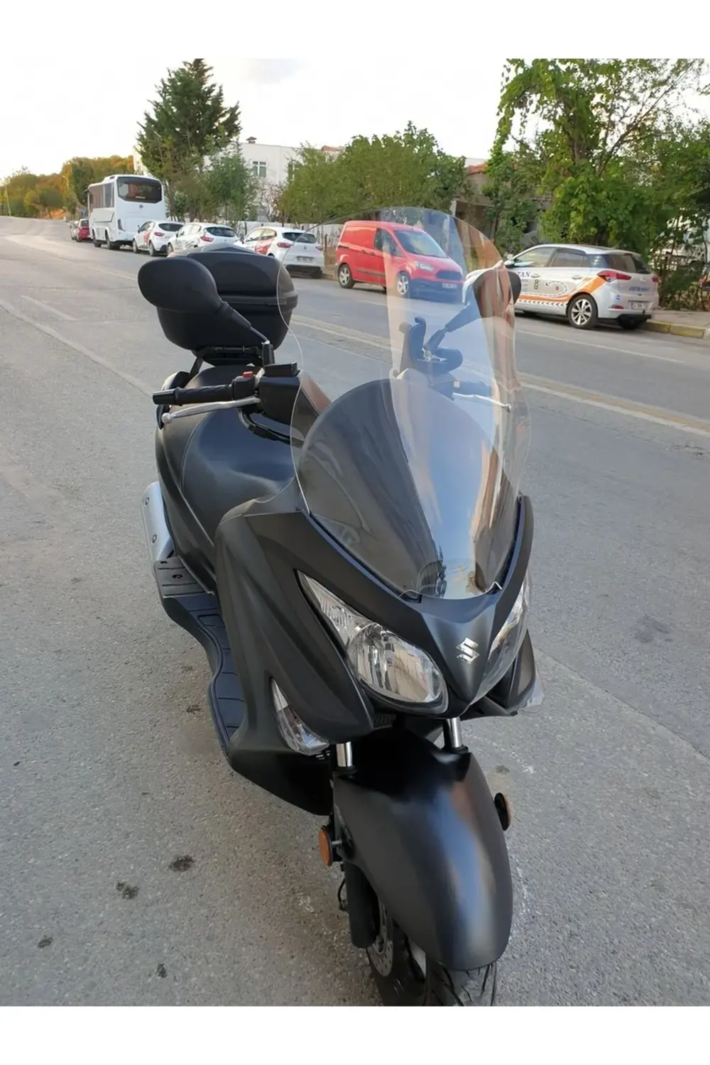 Suzuki Burgman 200 Ön Cam 2006-2013 Model 61cm Şeffaf Renkli 4mm