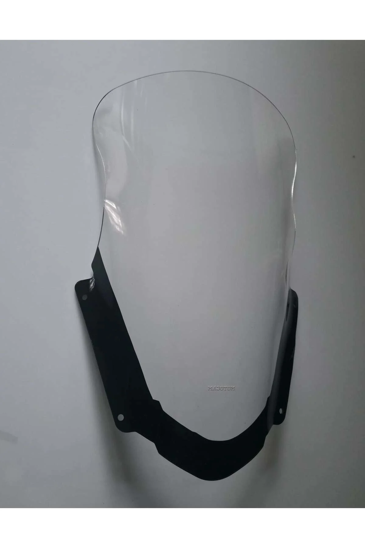 Suzuki Burgman 400 Ön Cam 2017-2026 Model 66cm Şeffaf Renkli 4mm 