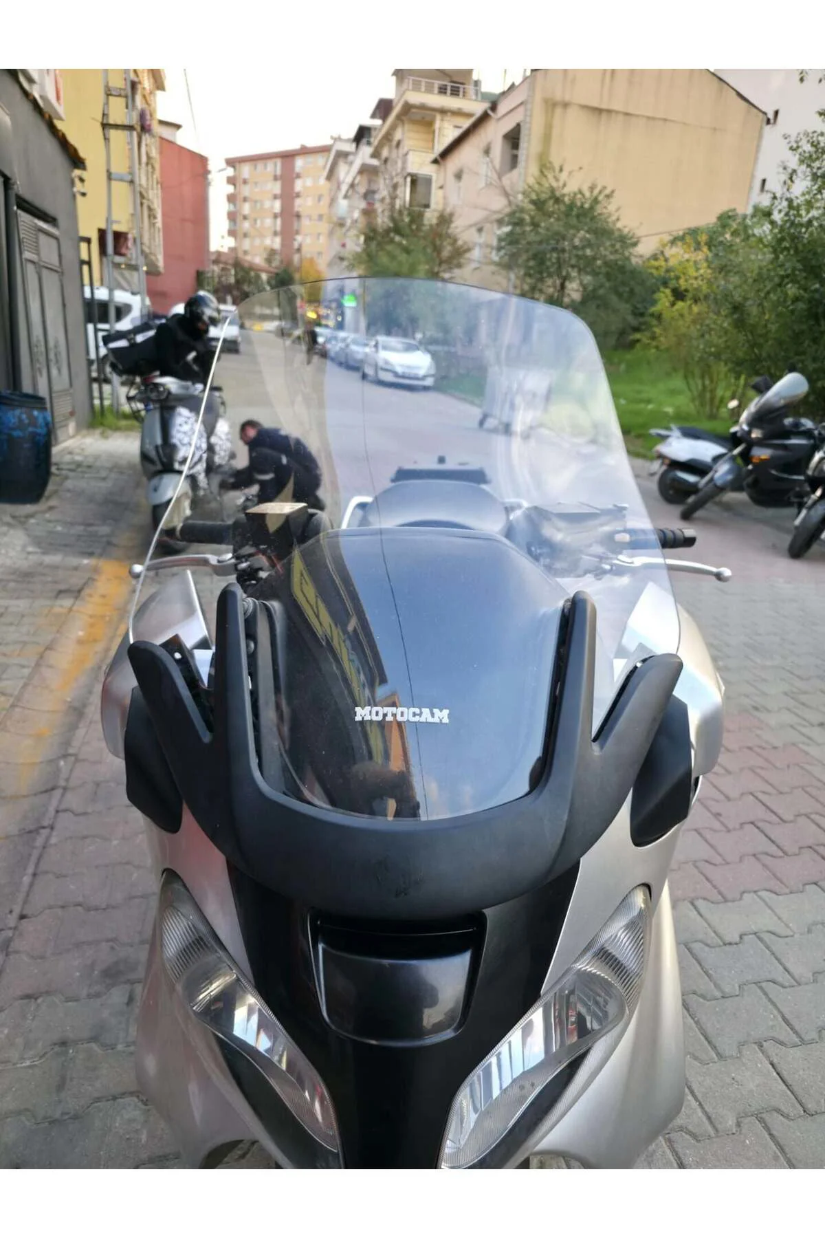 Suzuki Burgman 650 Ön Cam 2001-2004 Model 60cm Şeffaf Renkli 4mm