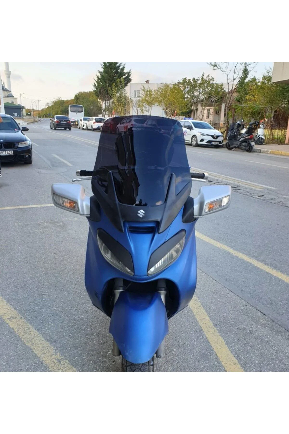 Suzuki Burgman 650 Ön Cam 2005-2008 Model 65cm Siyah Renkli 4mm