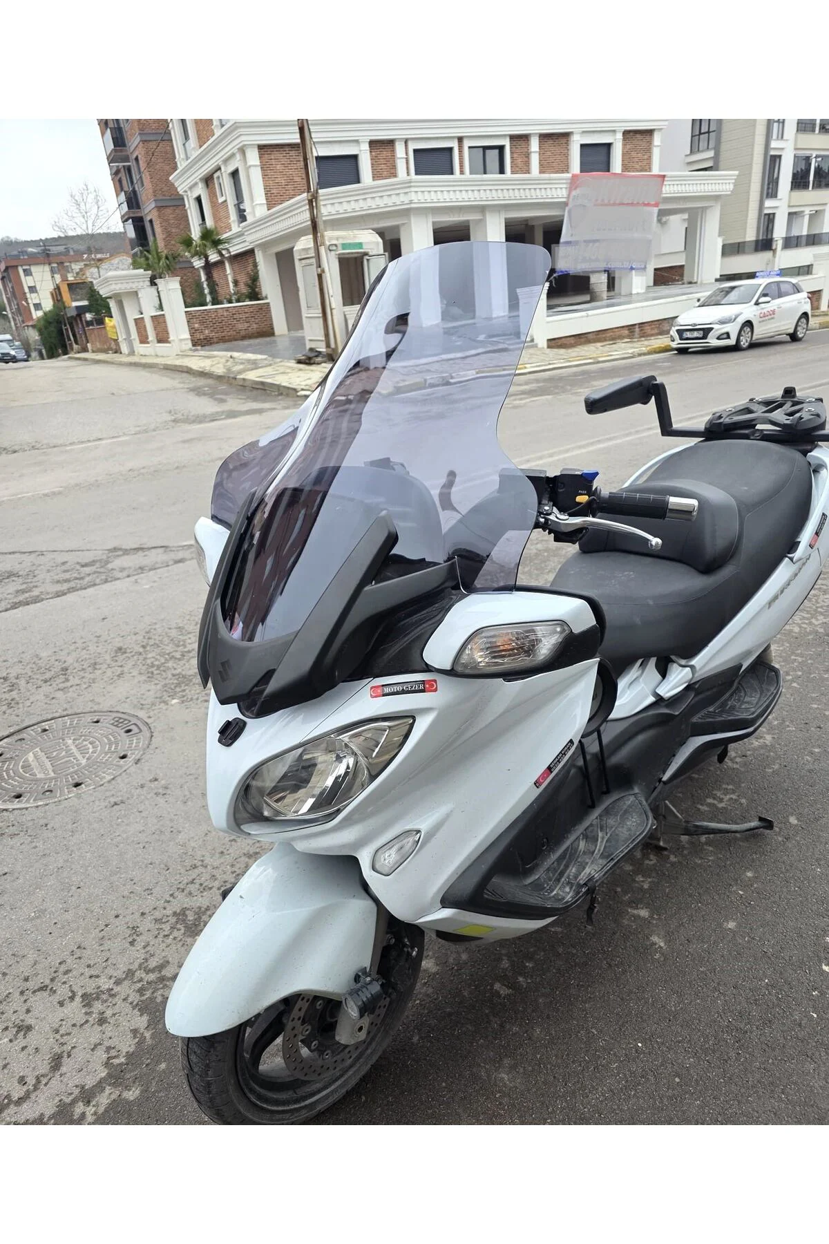 Suzuki Burgman 650 Ön Cam 2013-2018 Model 76cm Füme Renkli 4mm