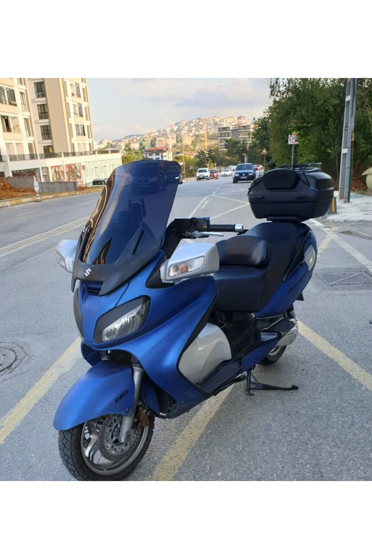 Suzuki Burgman 650 Ön Cam 2005-2008 Model 65cm Siyah Renkli 4mm