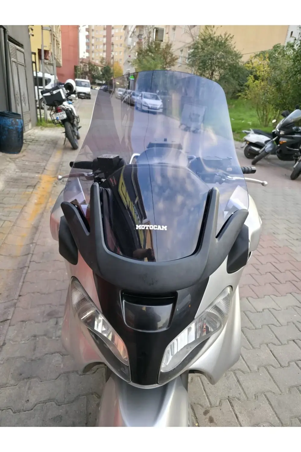 Suzuki Burgman 650 Ön Cam 2001-2004 Model 60cm Füme Renkli 4mm