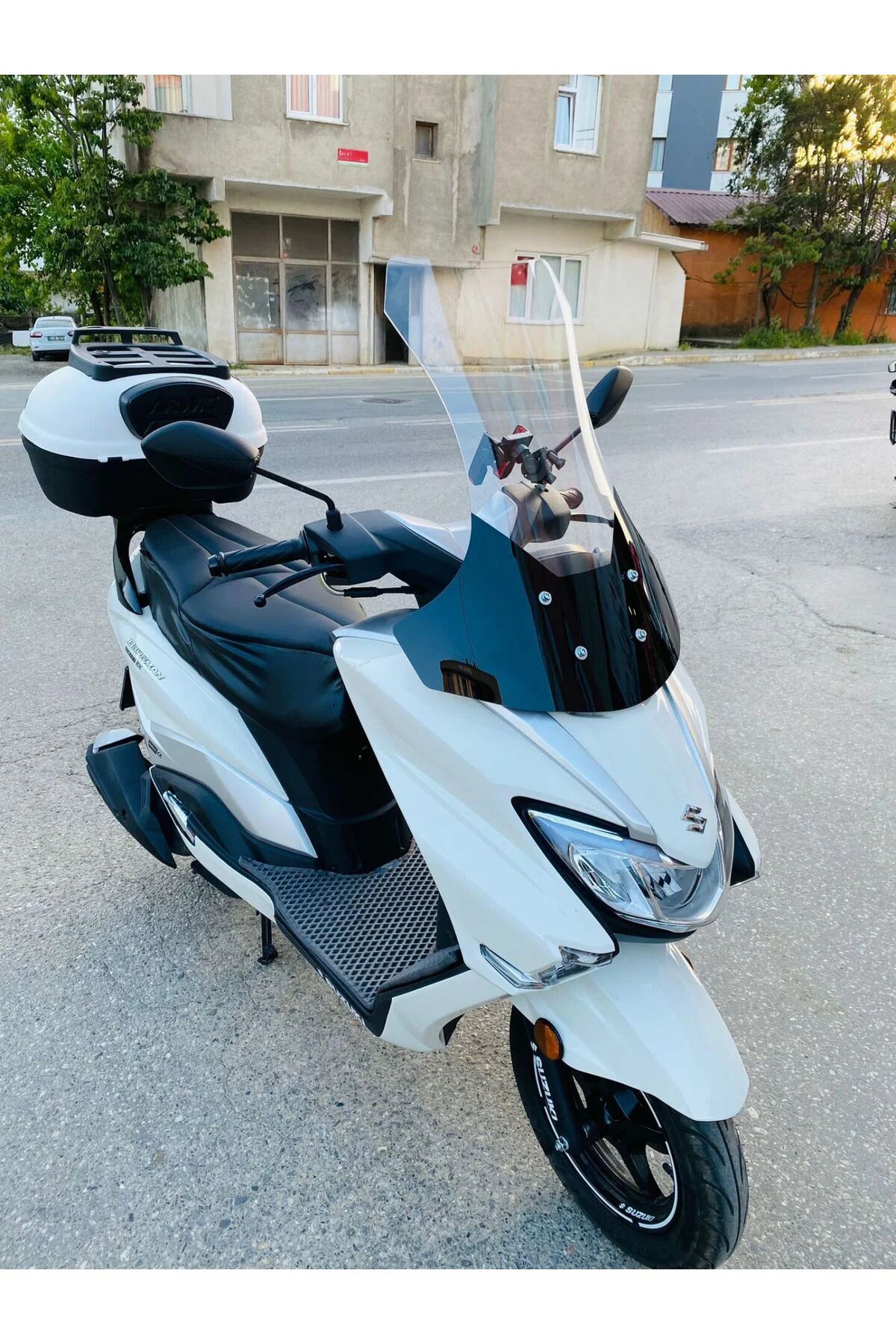 Suzuki Burgman Street EX 125 Ön Cam 2023-2026 Model 62cm Şeffaf Renkli 4mm